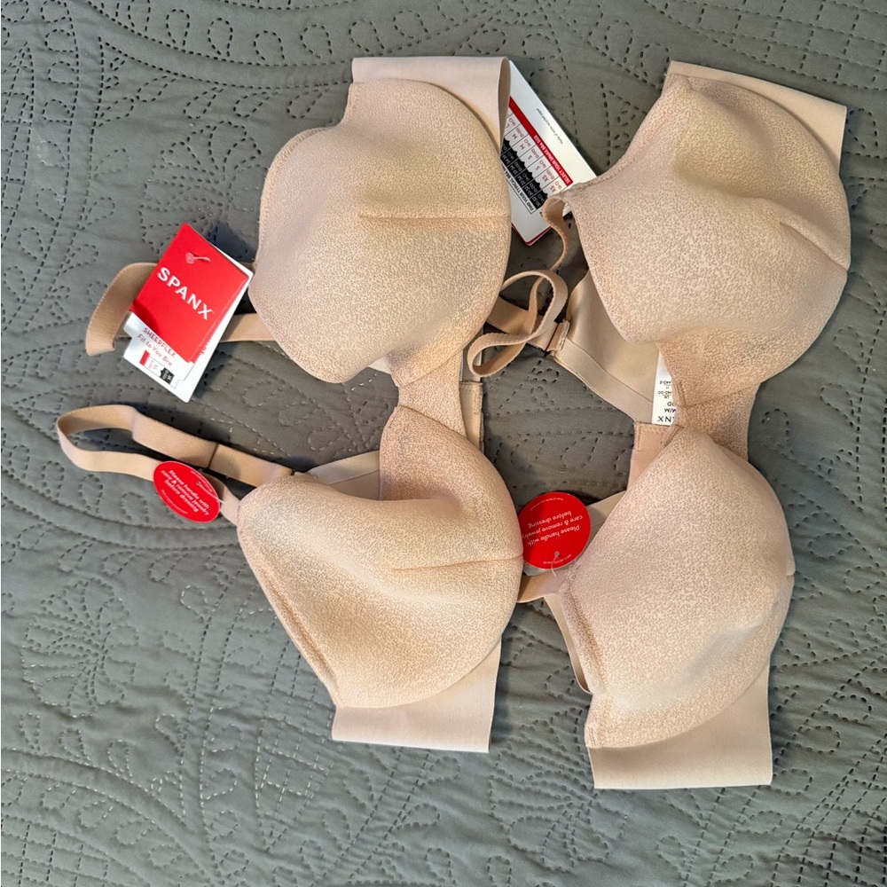 2 SPANX Women's Light Beige Bra M D-DD